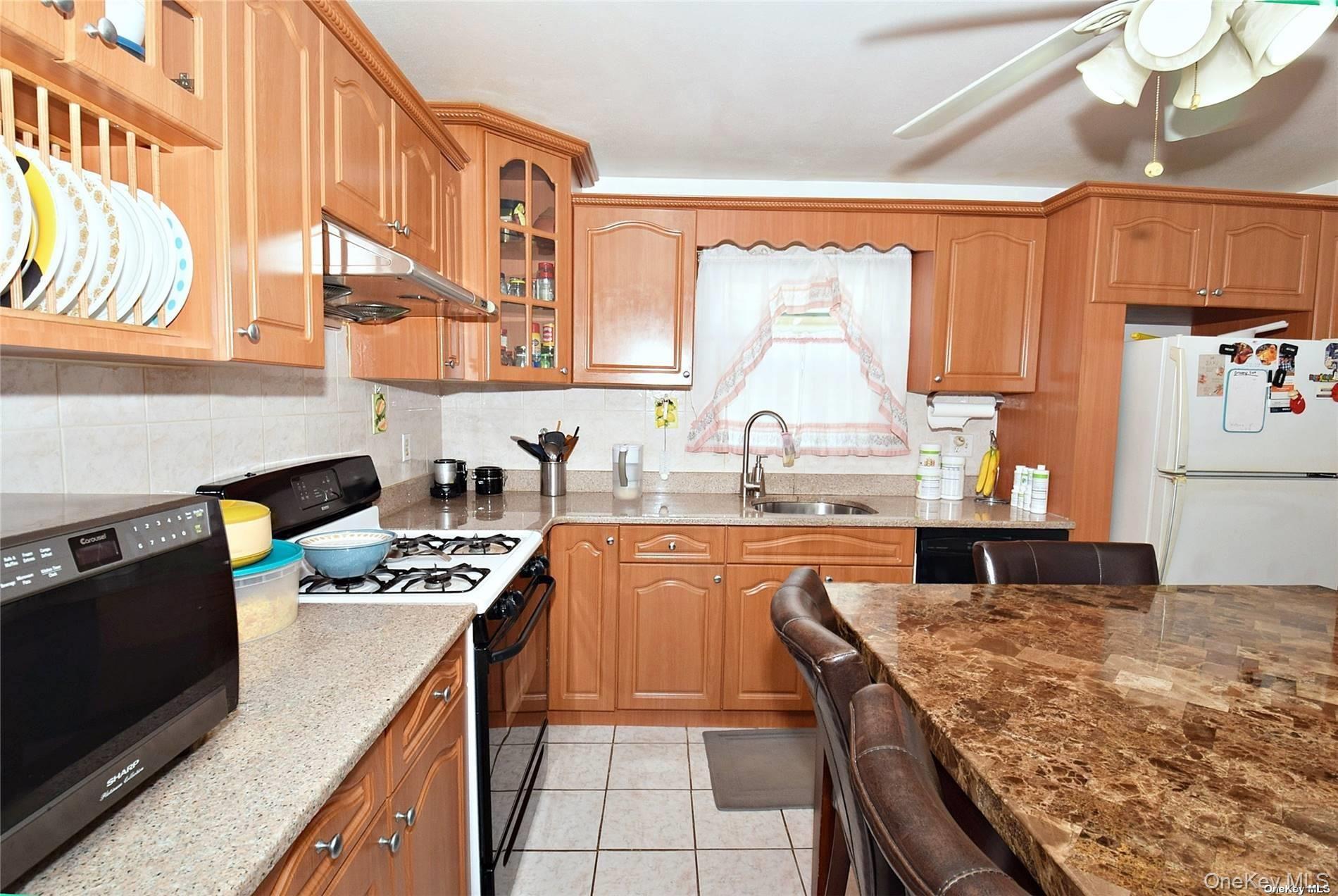 305 S 10th Street – For Sale photo 5