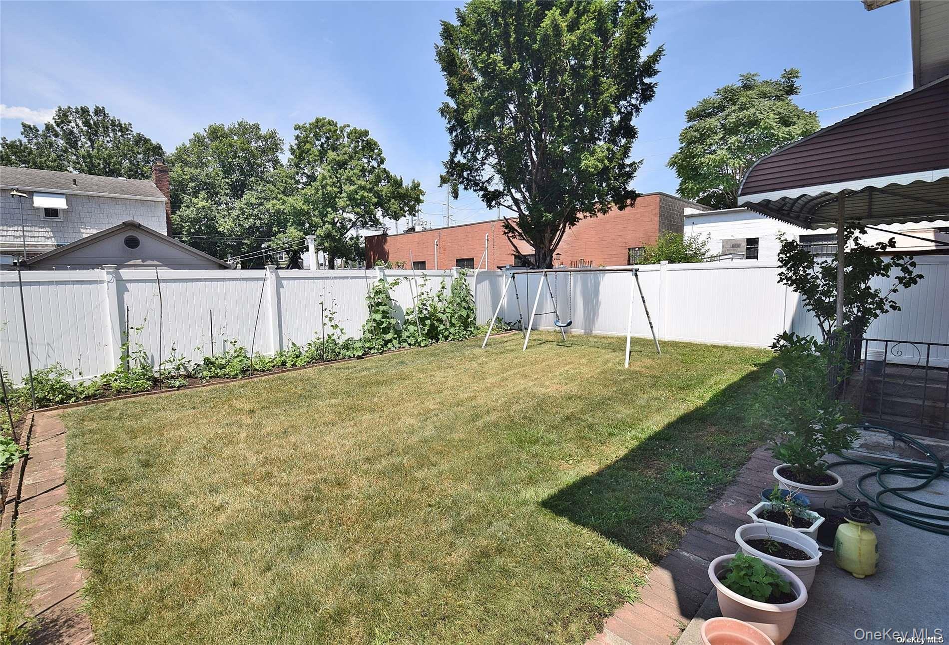 305 S 10th Street – For Sale photo 19