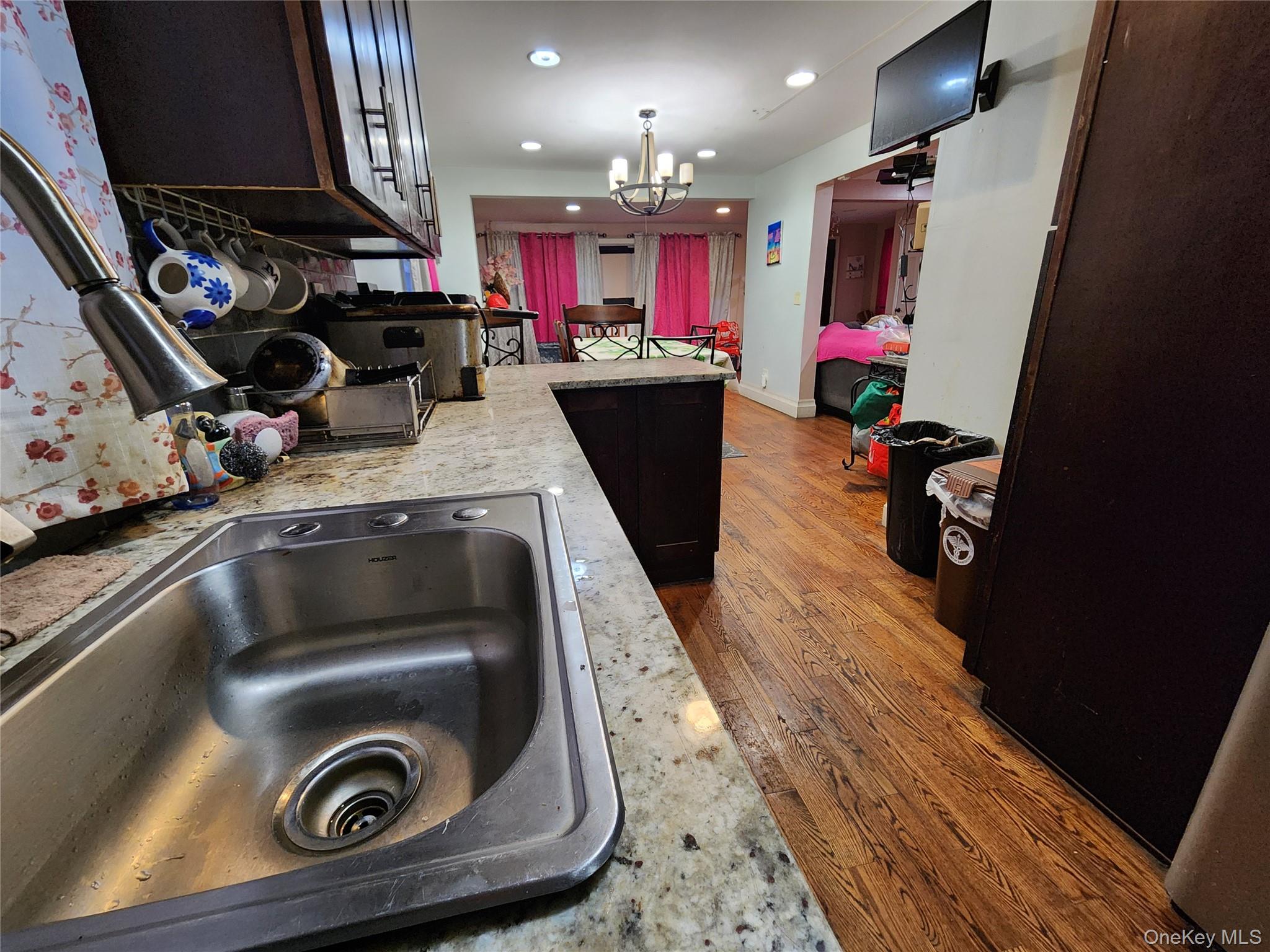 202-12 100th Avenue – For Sale photo 11
