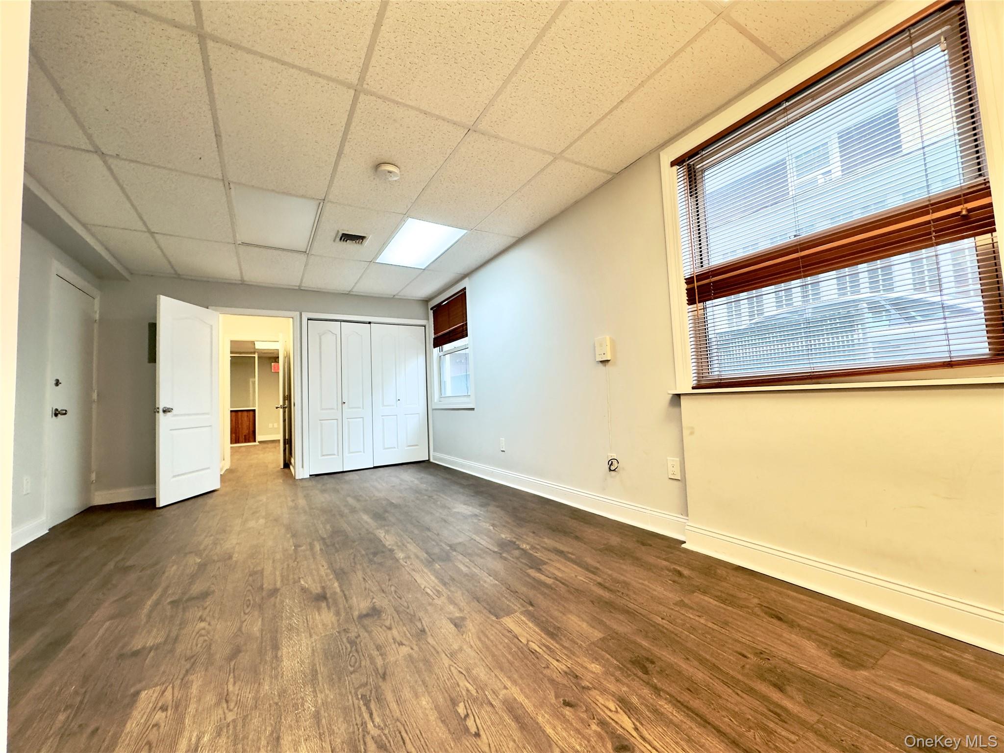 42-22 213 Street level1 bayside – For Rent photo 5