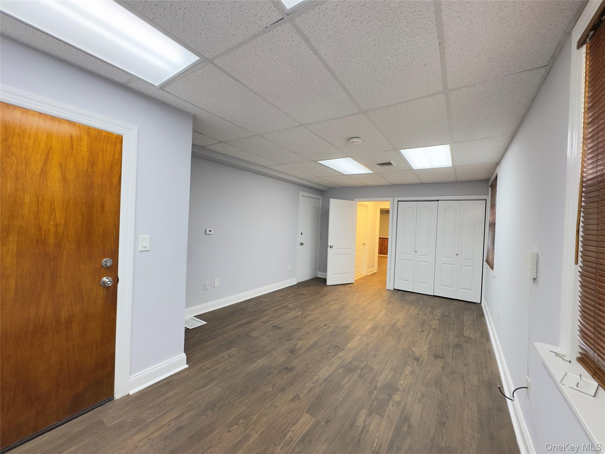 42-22 213 Street level1 bayside – For Rent photo 3