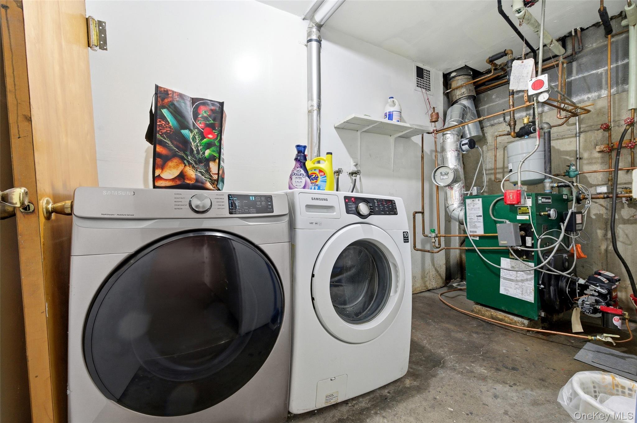 56-18 Cloverdale Boulevard – For Sale photo 33