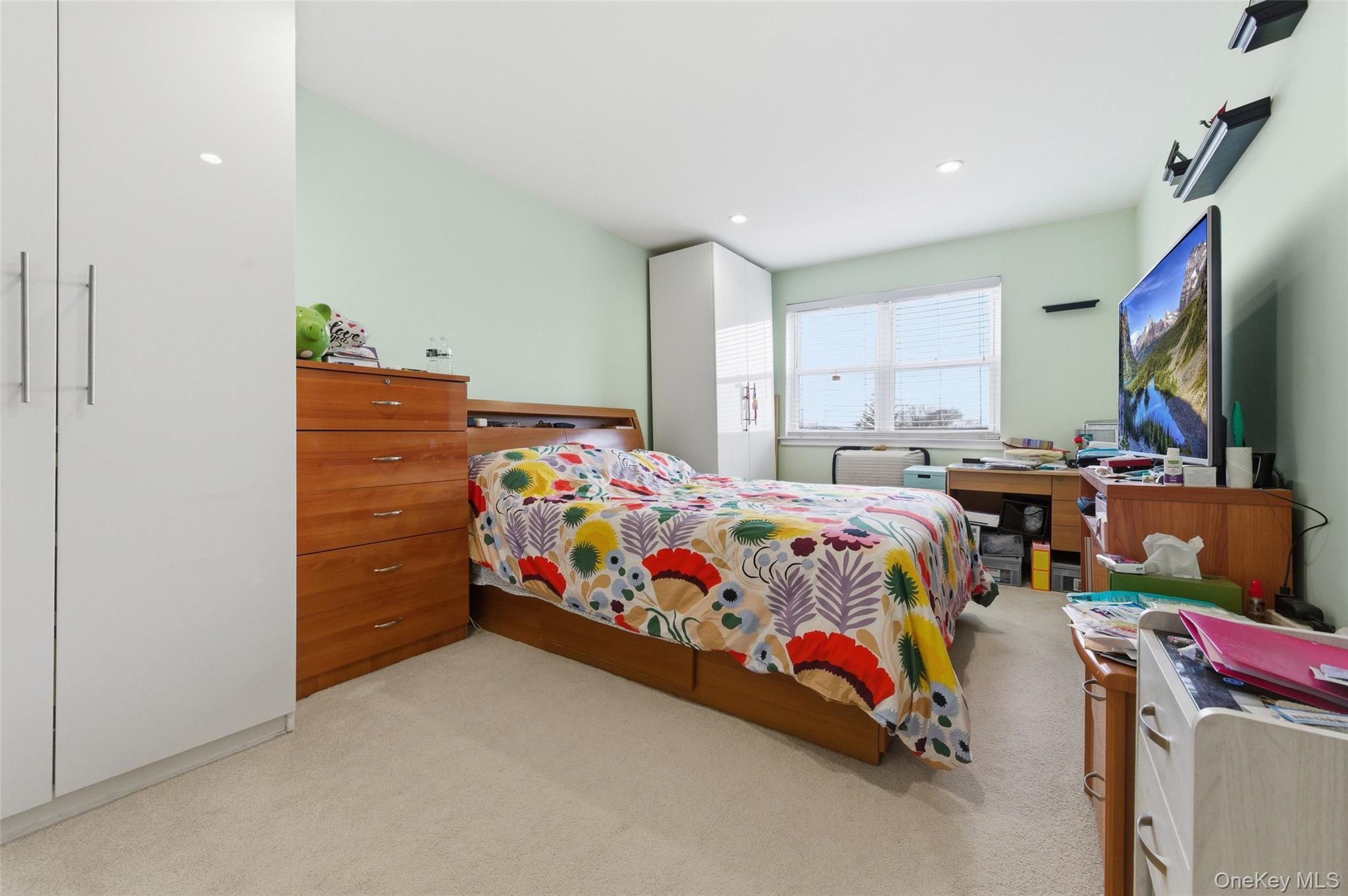 56-18 Cloverdale Boulevard – For Sale photo 15