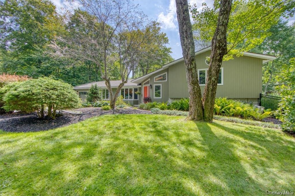 38 E Glen Wild Road – For Sale photo 3