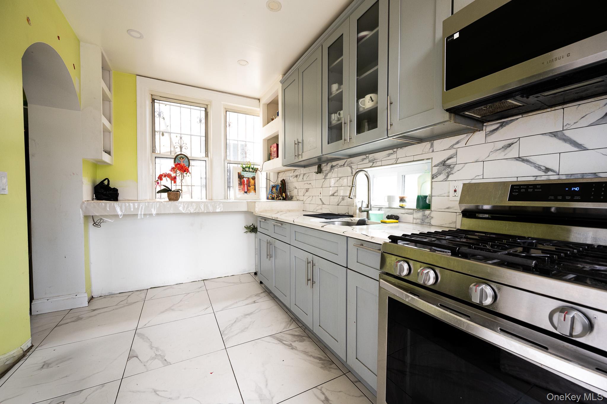 86-02 91 Avenue – For Sale photo 6