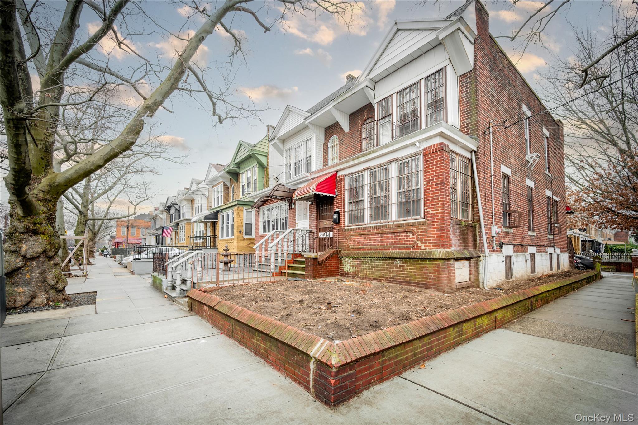 86-02 91 Avenue – For Sale