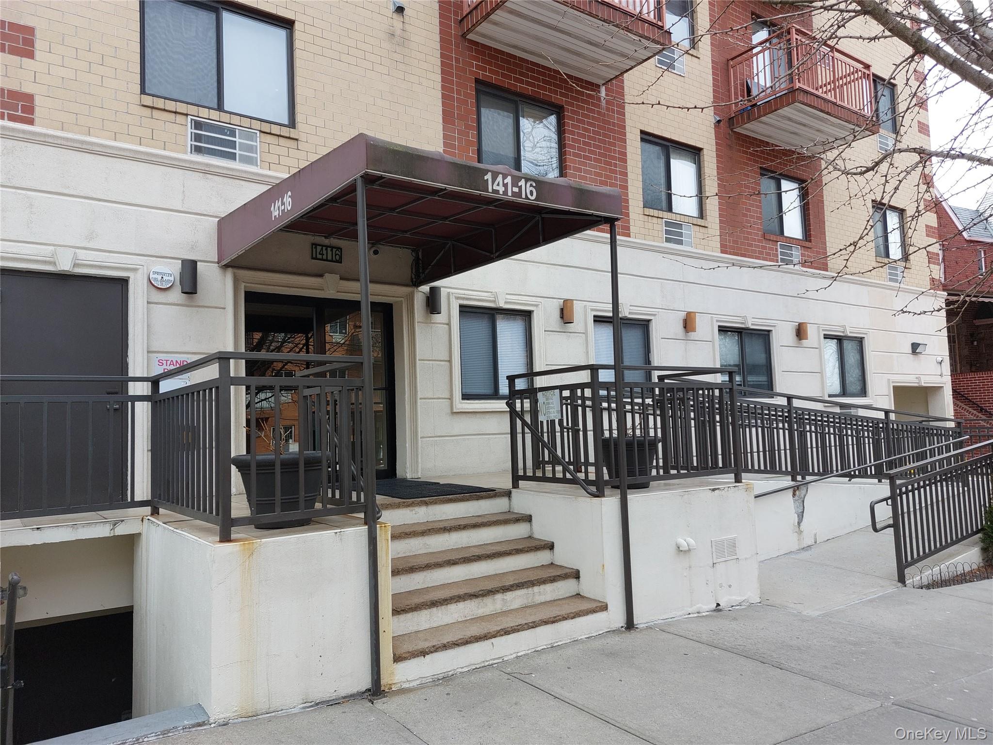 14116 84th Drive, Unit 1C photo 14