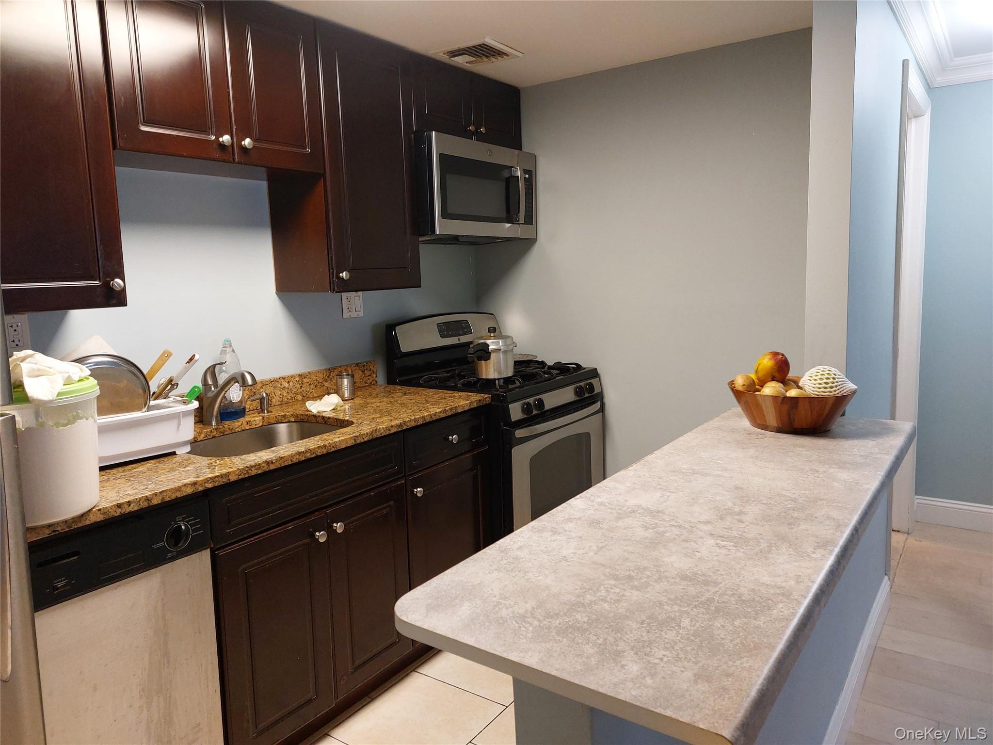 14116 84th Drive, Unit 1C photo 4
