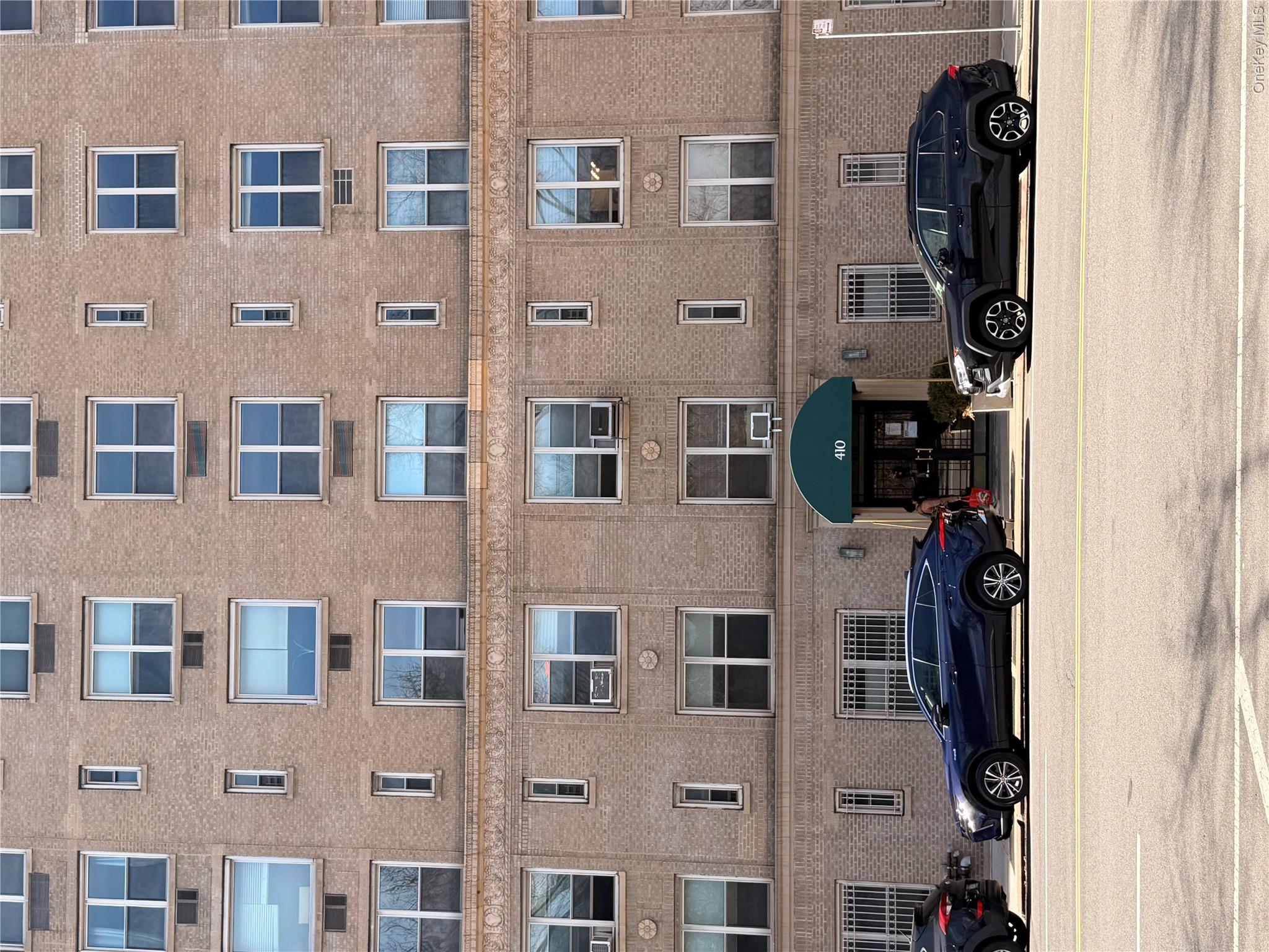410 Central Park W, Unit 1F photo 3