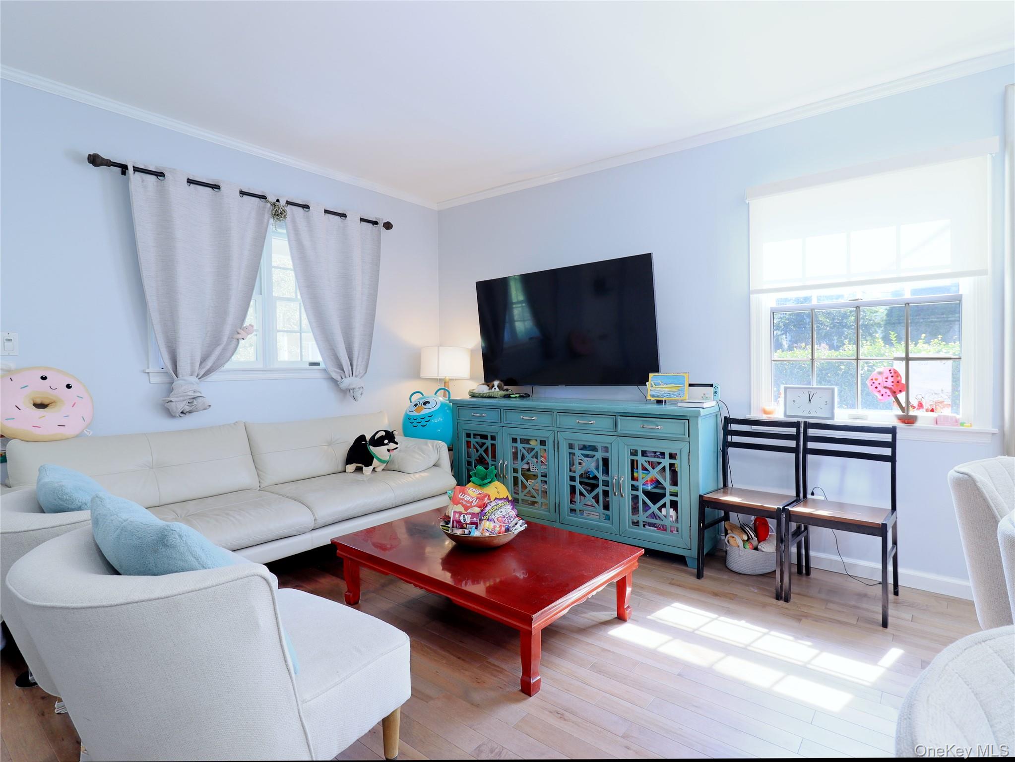 6 Morris Lane – For Sale photo 3