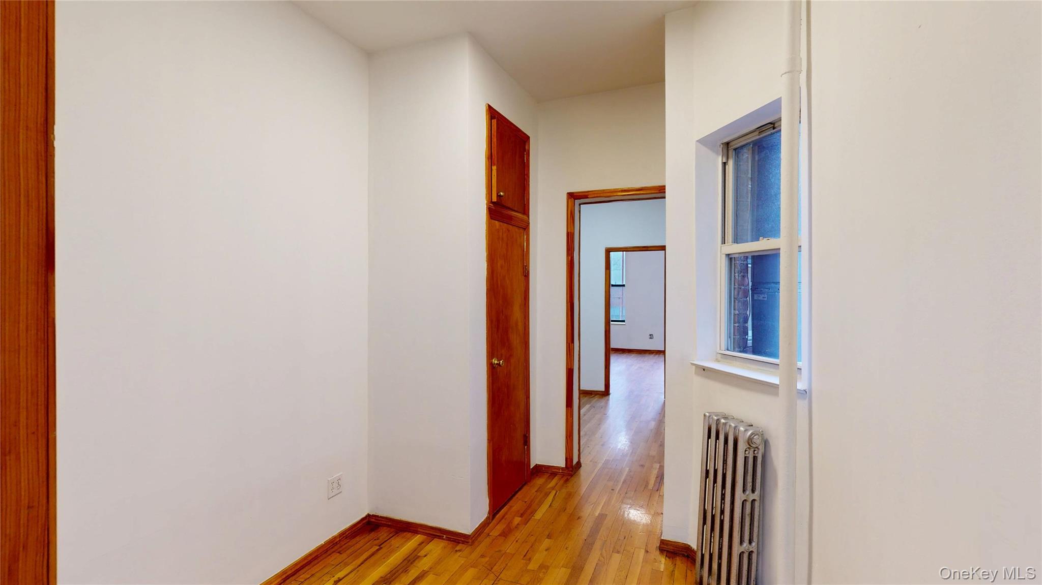 954 Manhattan Avenue – For Sale photo 6