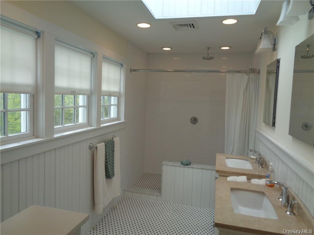 669 Mountain Road – For Sale photo 28