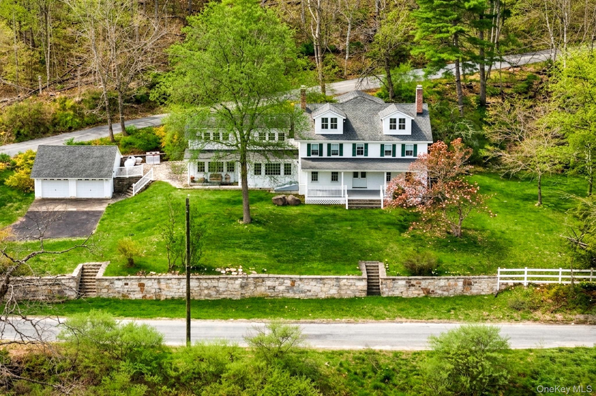 669 Mountain Road – For Sale photo 2