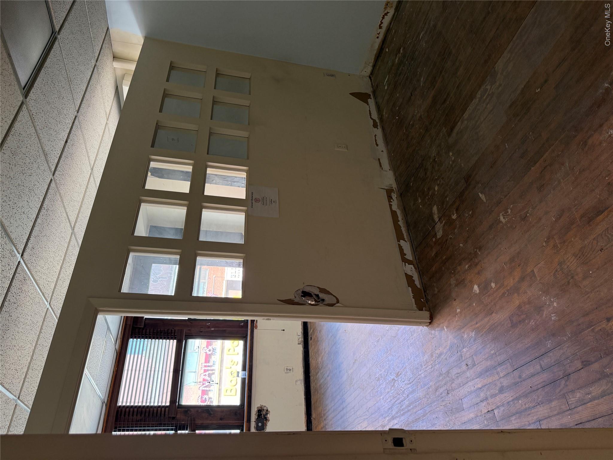 13526 Roosevelt Avenue, Unit 2F photo 4
