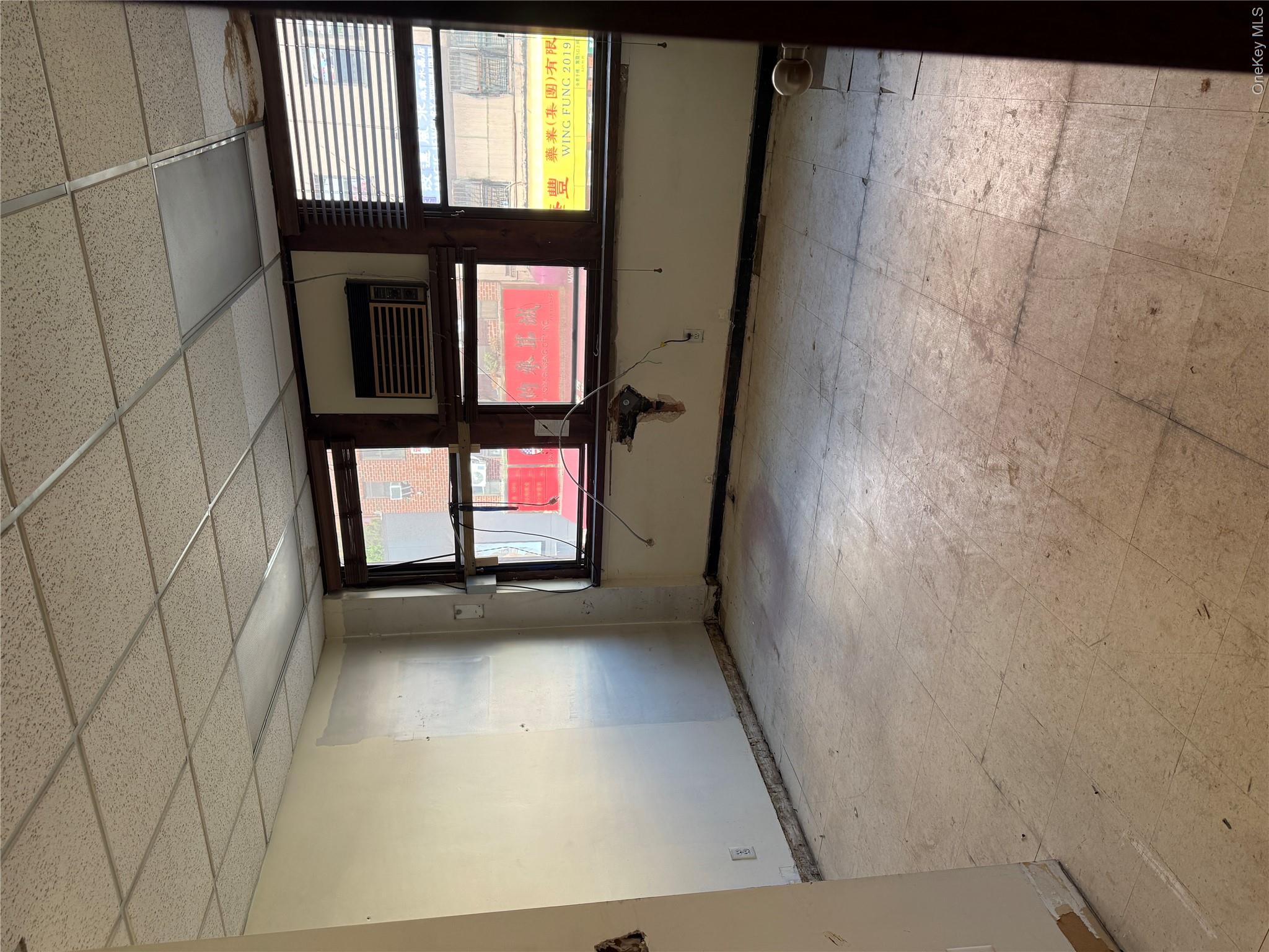 13526 Roosevelt Avenue, Unit 2F photo 5