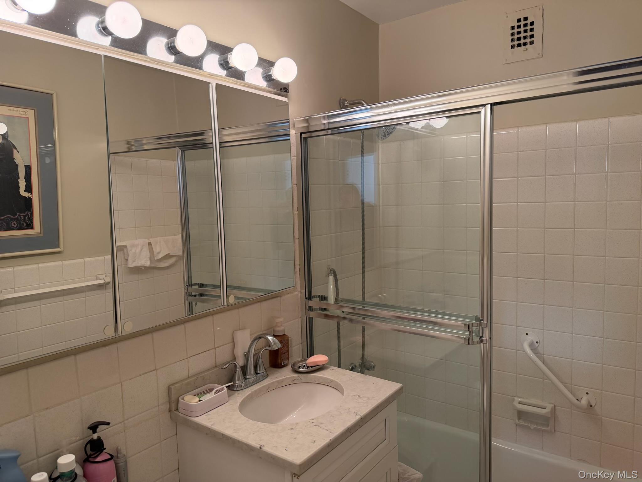 209-39 23 Ave, Unit 4K photo 15
