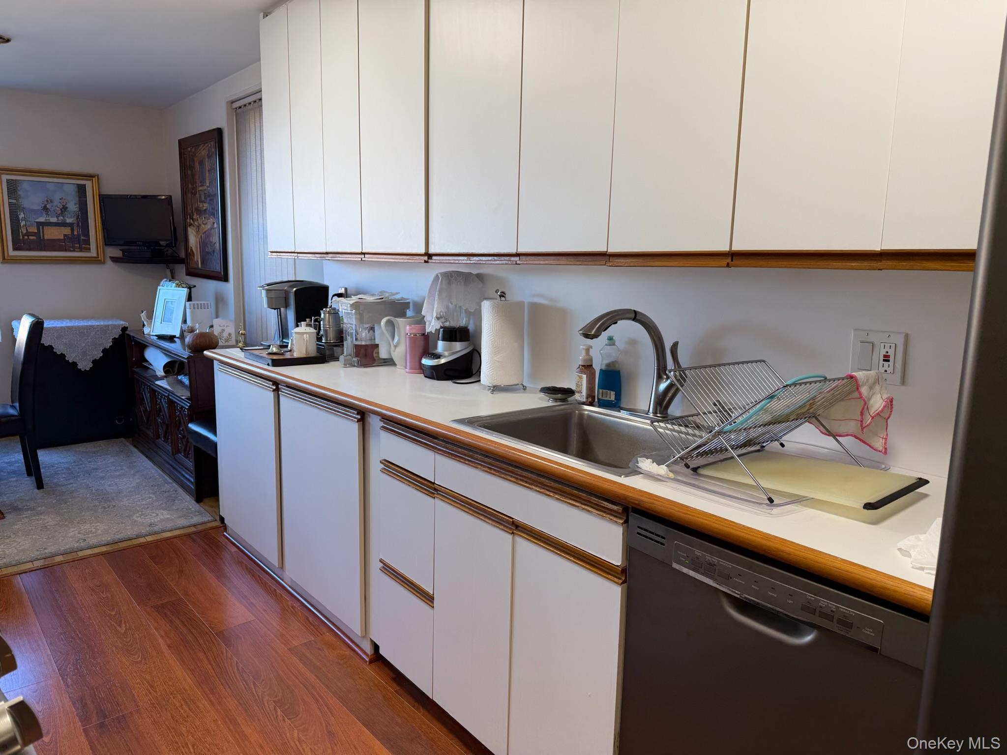 209-39 23 Ave, Unit 4K photo 11