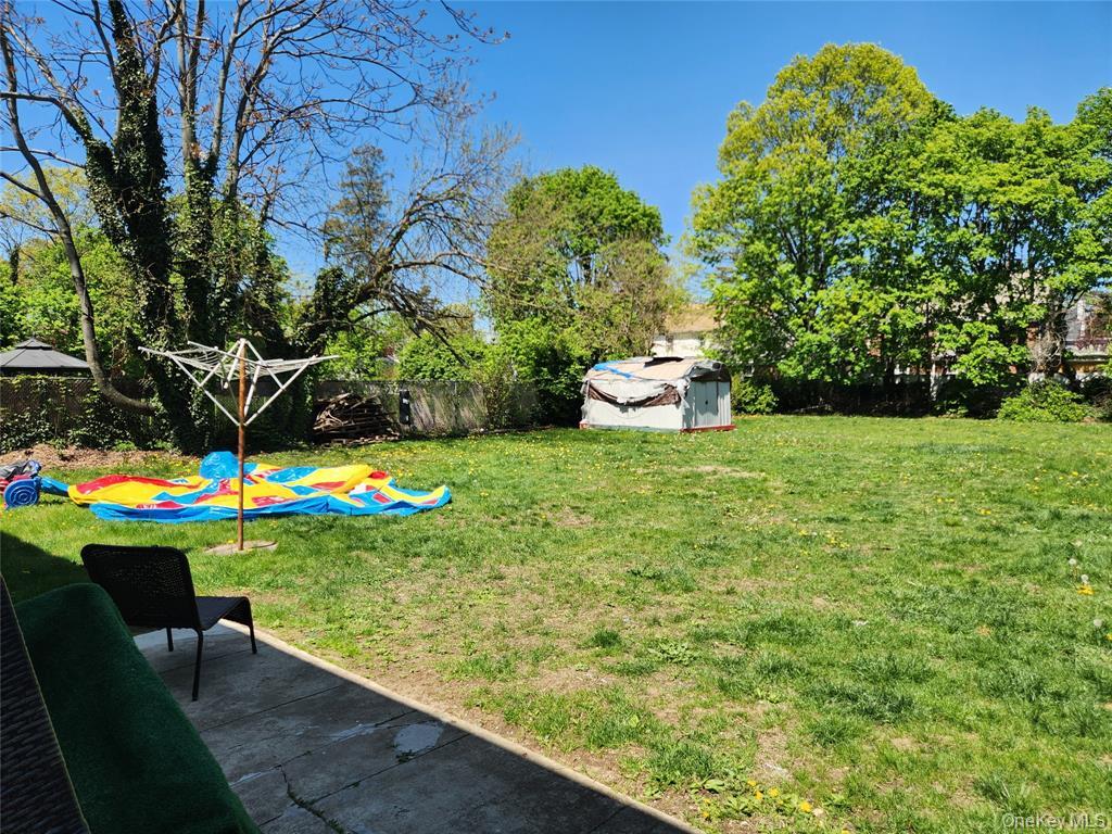 35 Mulford Place – For Sale photo 3