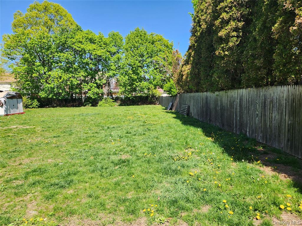 35 Mulford Place – For Sale photo 4
