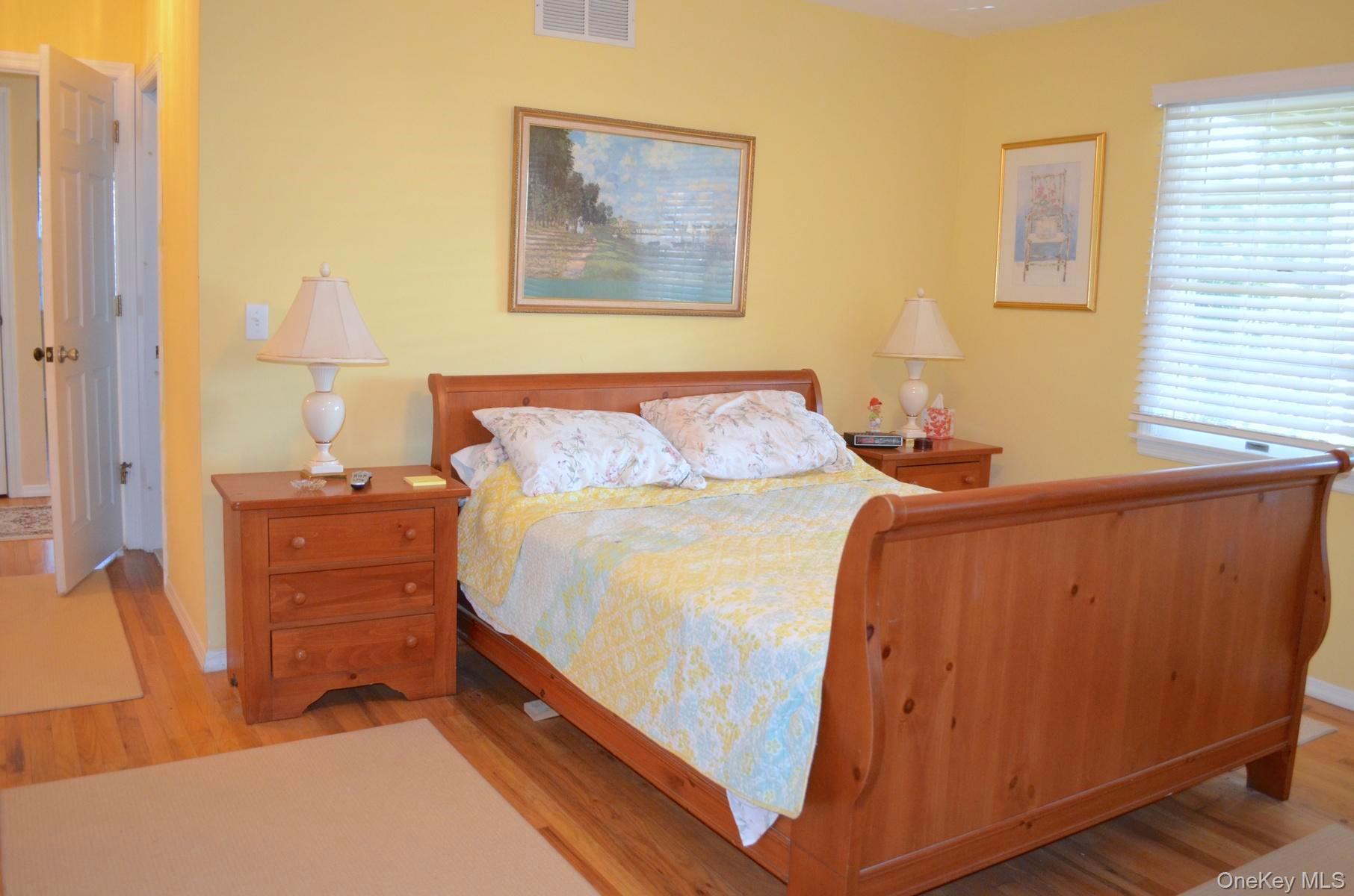 16 Grant Blvd – For Rent photo 6