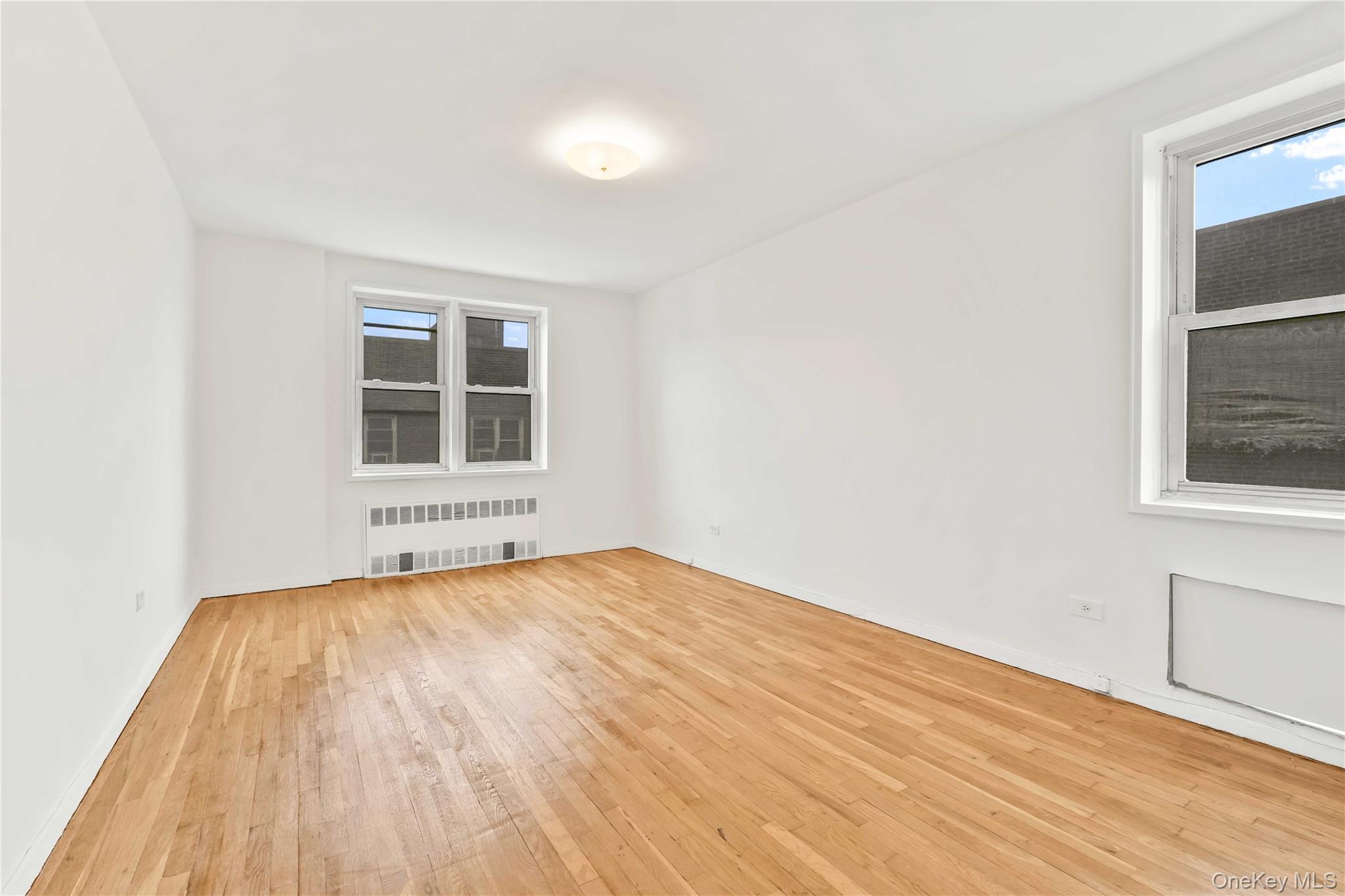 110-15 71 Road, Unit 6J photo 8