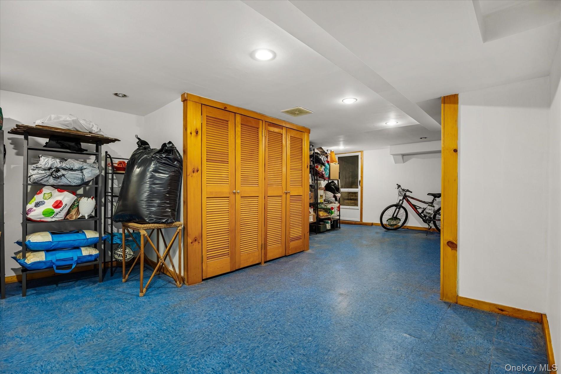 72-31 73rd Street – For Sale photo 24