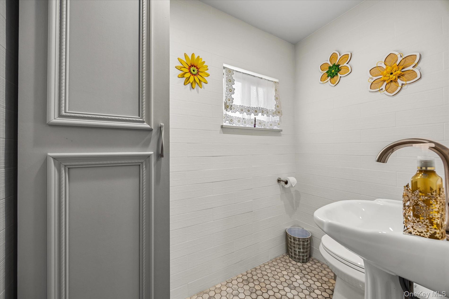 72-31 73rd Street – For Sale photo 17