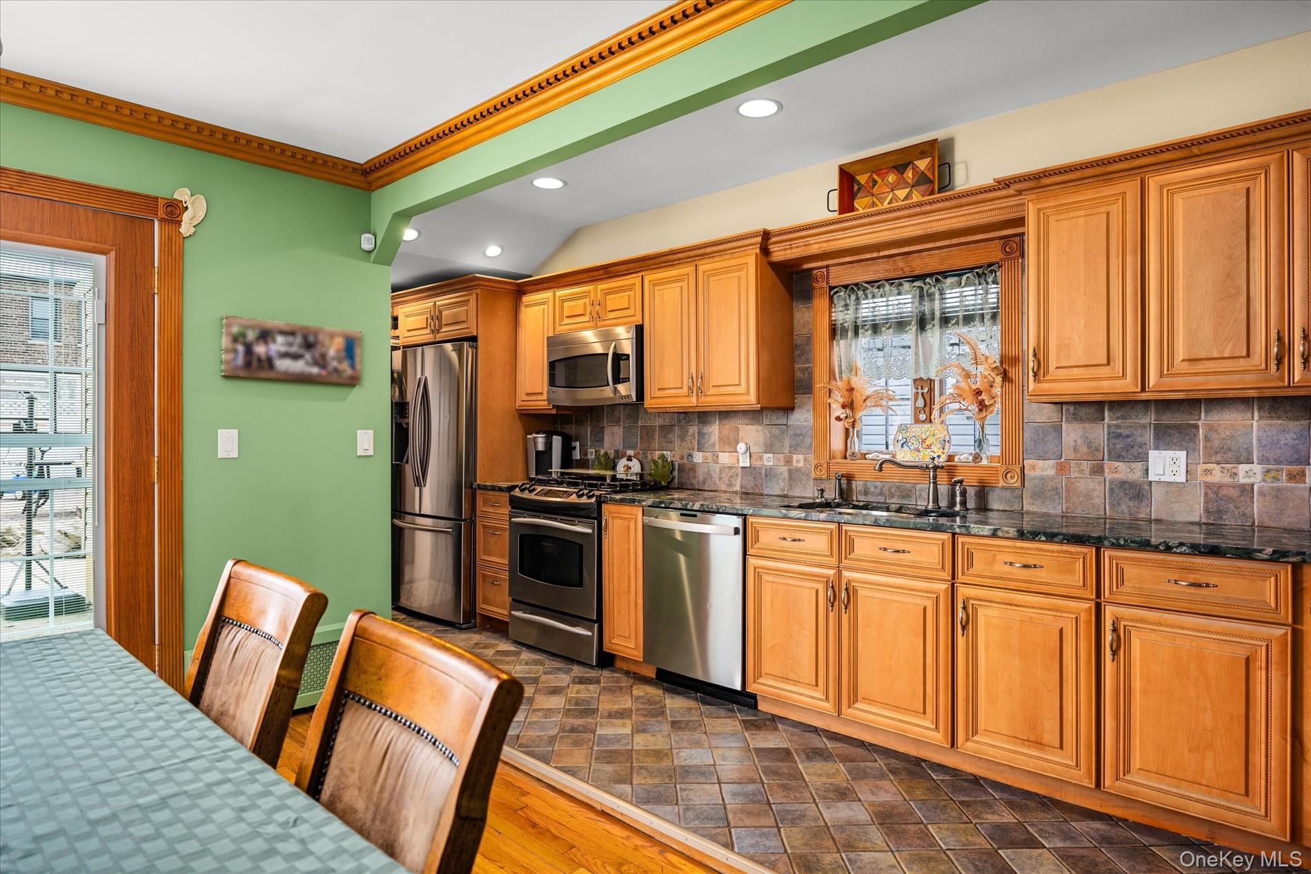 72-31 73rd Street – For Sale photo 4