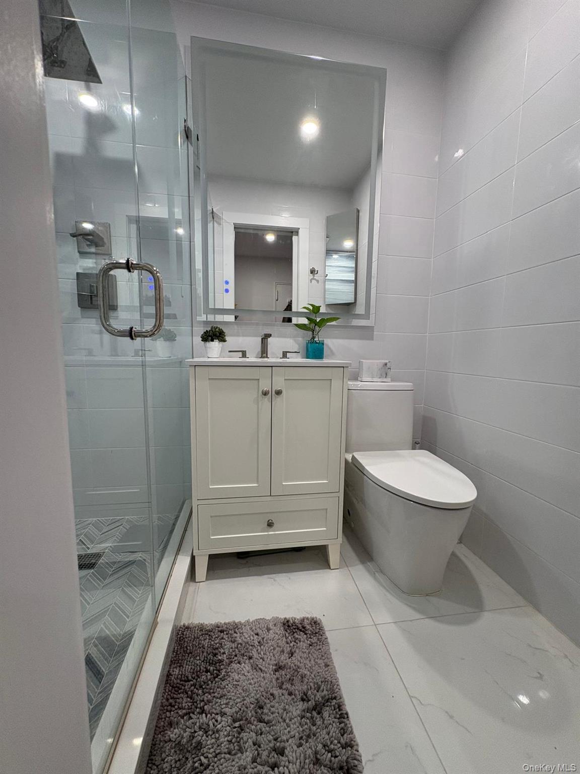 4 Sadore, Unit 1R photo 19