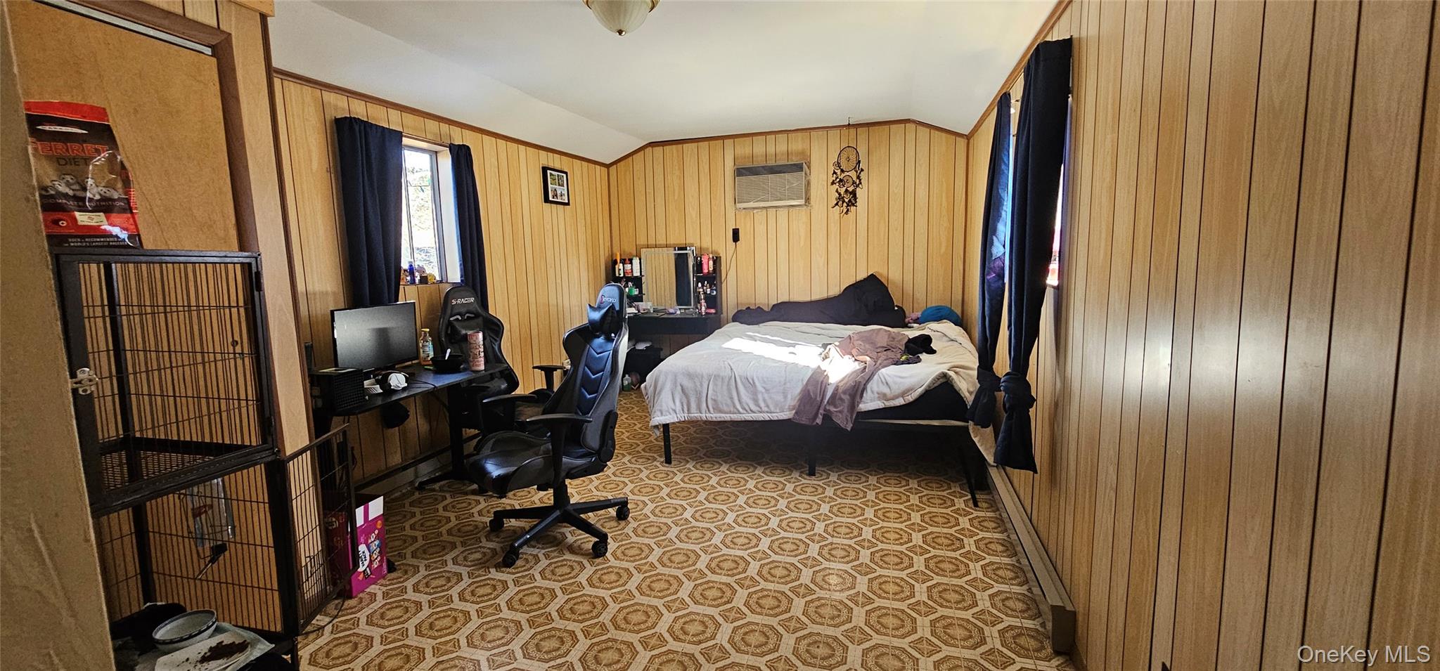 8 Central Avenue – For Sale photo 14