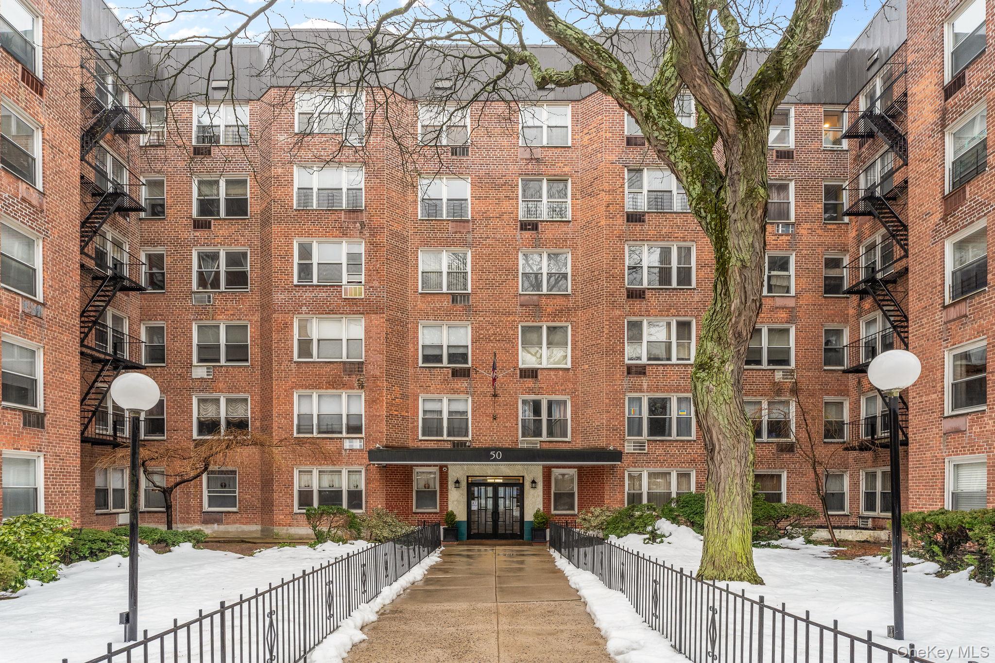 50 Fort Place, Unit A6A