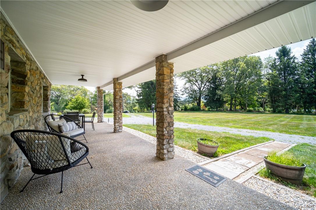 90 Onderdonk Road – For Sale photo 3