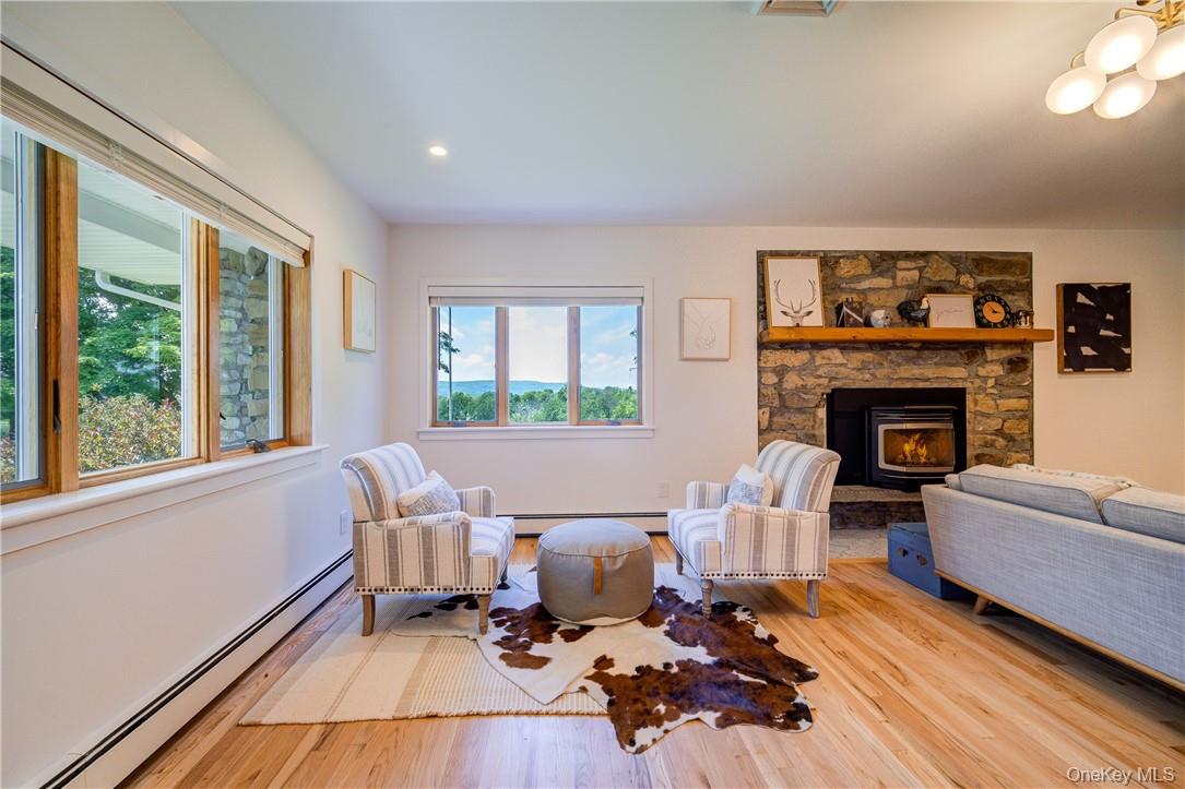90 Onderdonk Road – For Sale photo 4