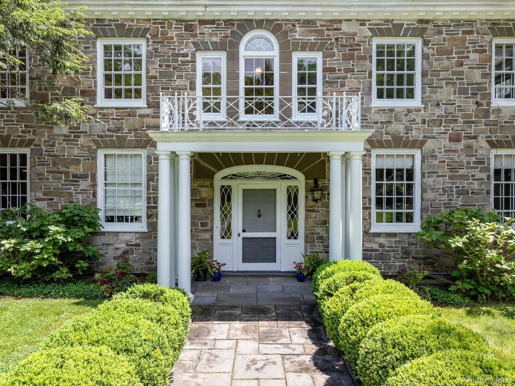 11 Fostertown Road – For Sale