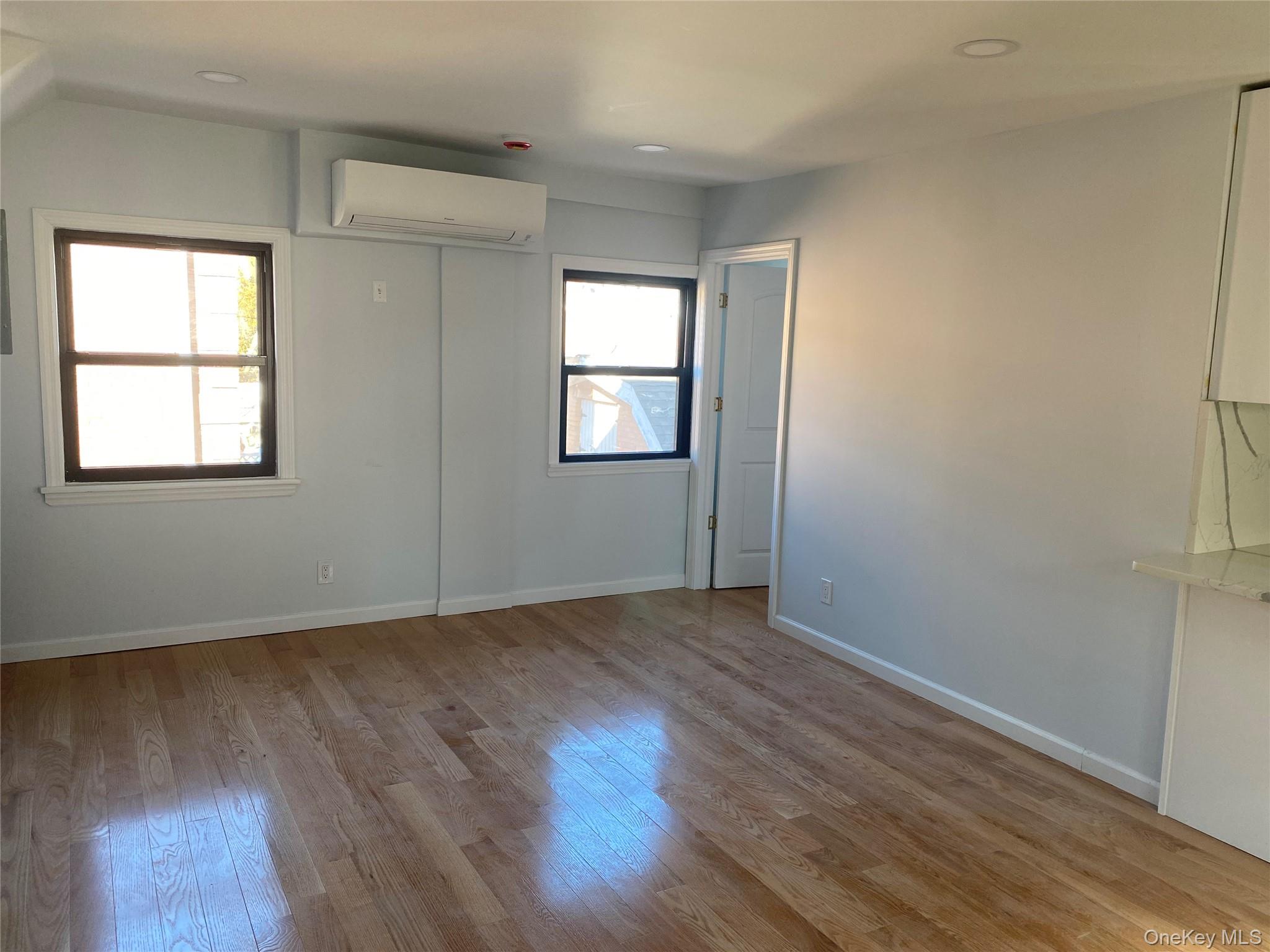 16403A 32nd Avenue – For Rent photo 4