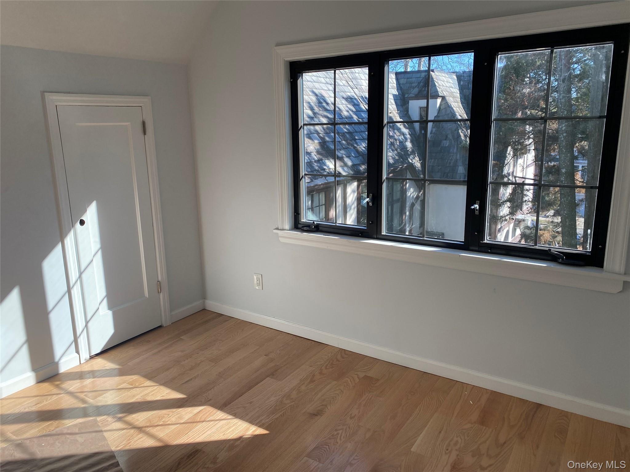 16403A 32nd Avenue – For Rent photo 7