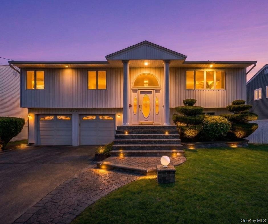 3727 Oceanside Road E – For Sale