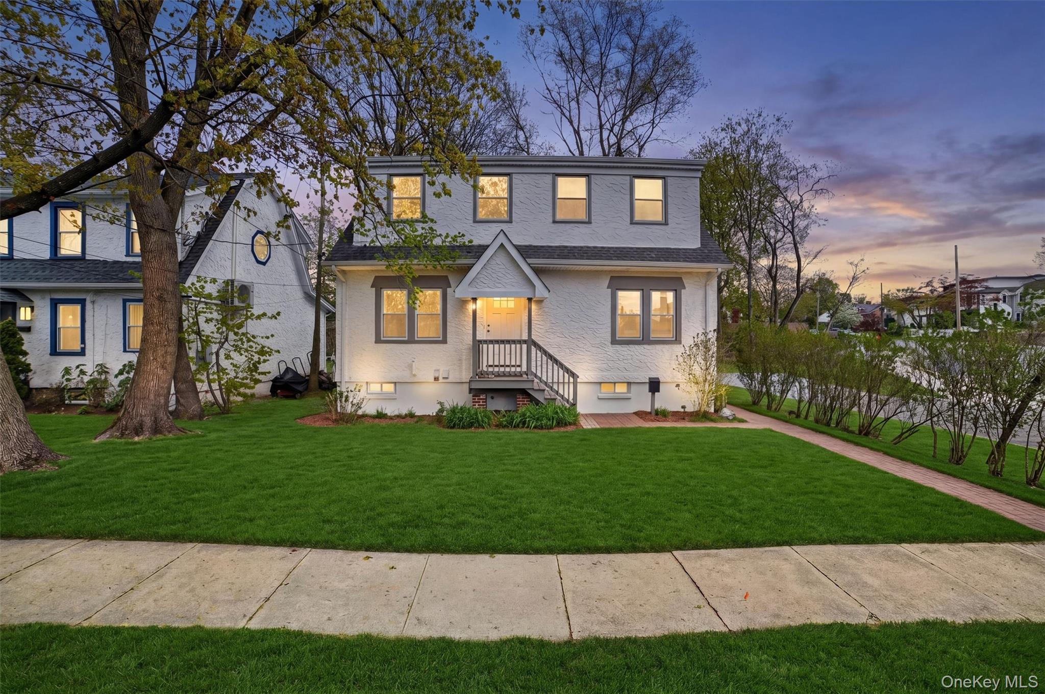 903 Howard Avenue – For Sale