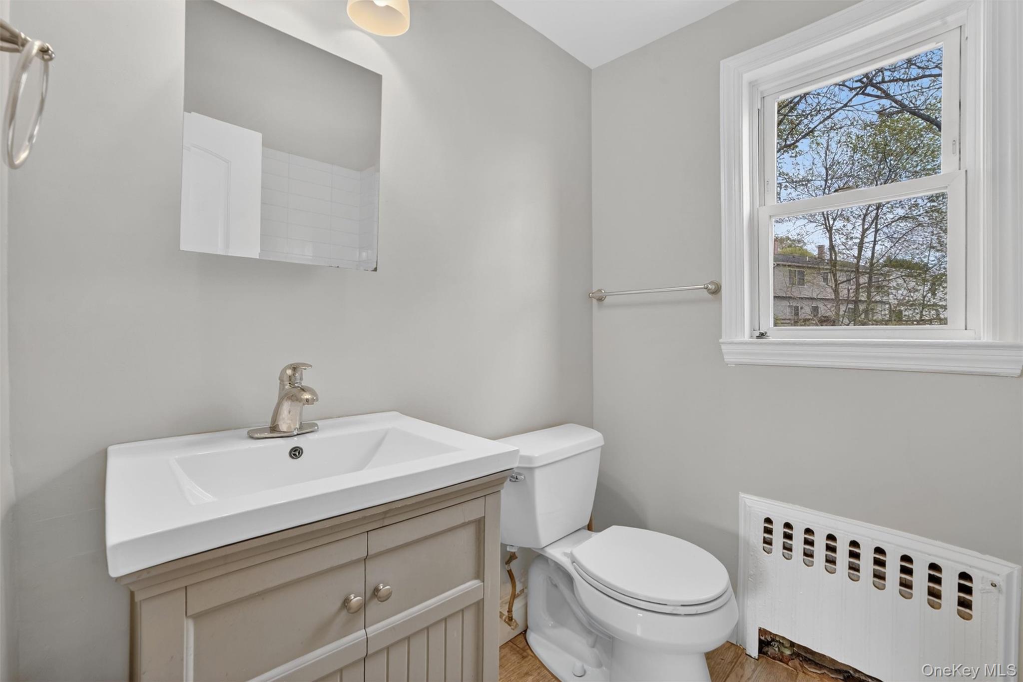 903 Howard Avenue – For Sale photo 31