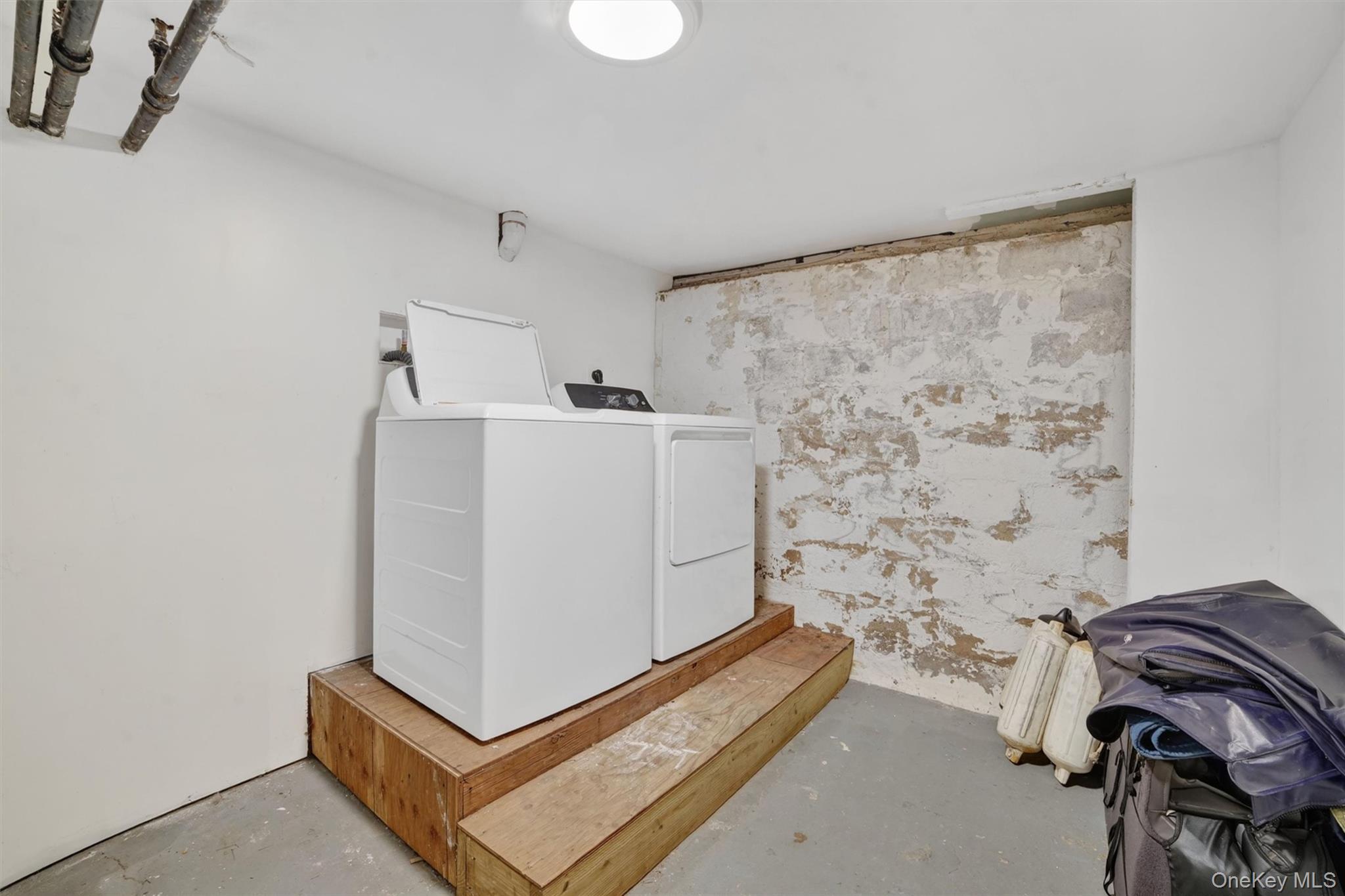 903 Howard Avenue – For Sale photo 32