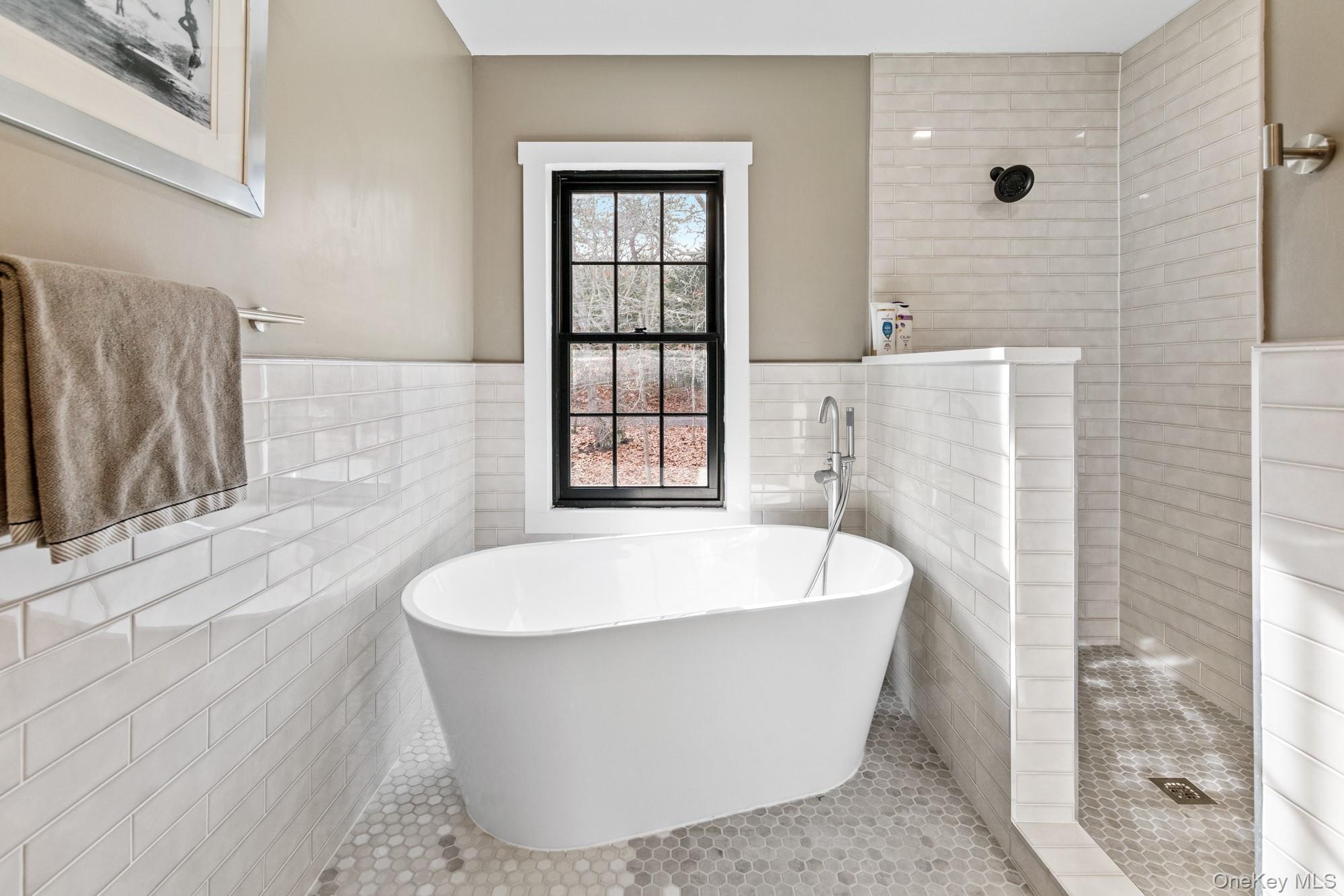 191 Shinnecock Hills Road – For Sale photo 28