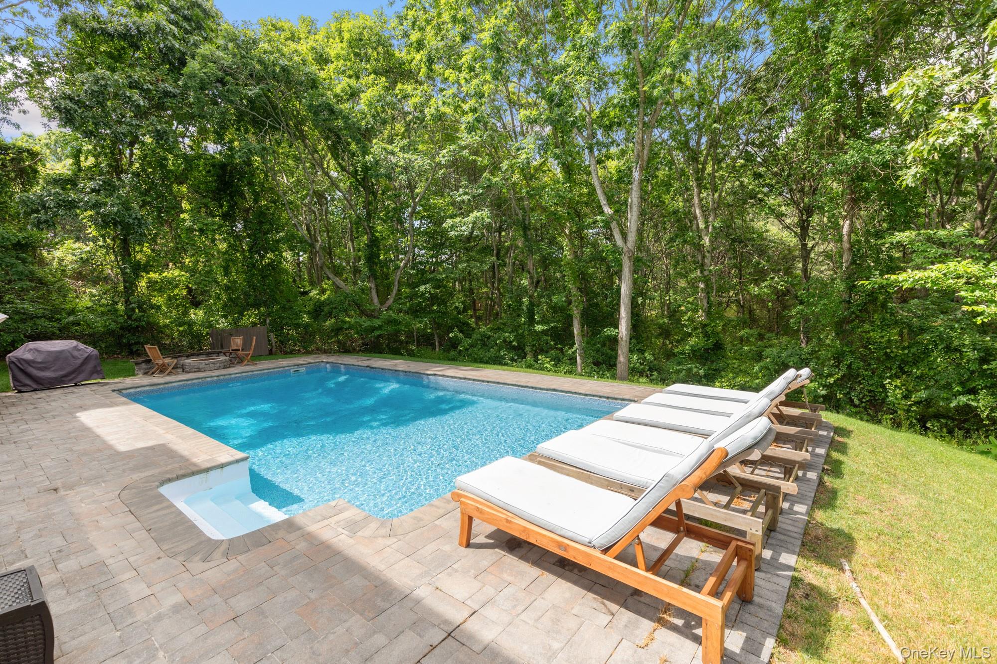 191 Shinnecock Hills Road – For Sale photo 34