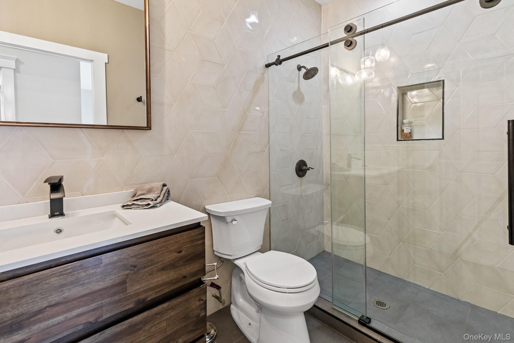 191 Shinnecock Hills Road – For Sale photo 25