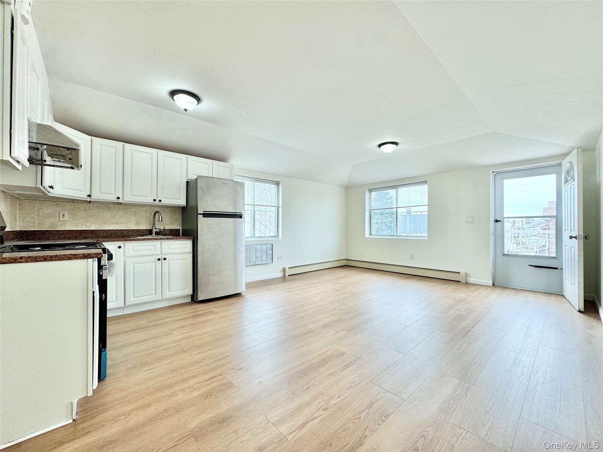 57-39 Mazeau Street, Unit 3rd Fl
