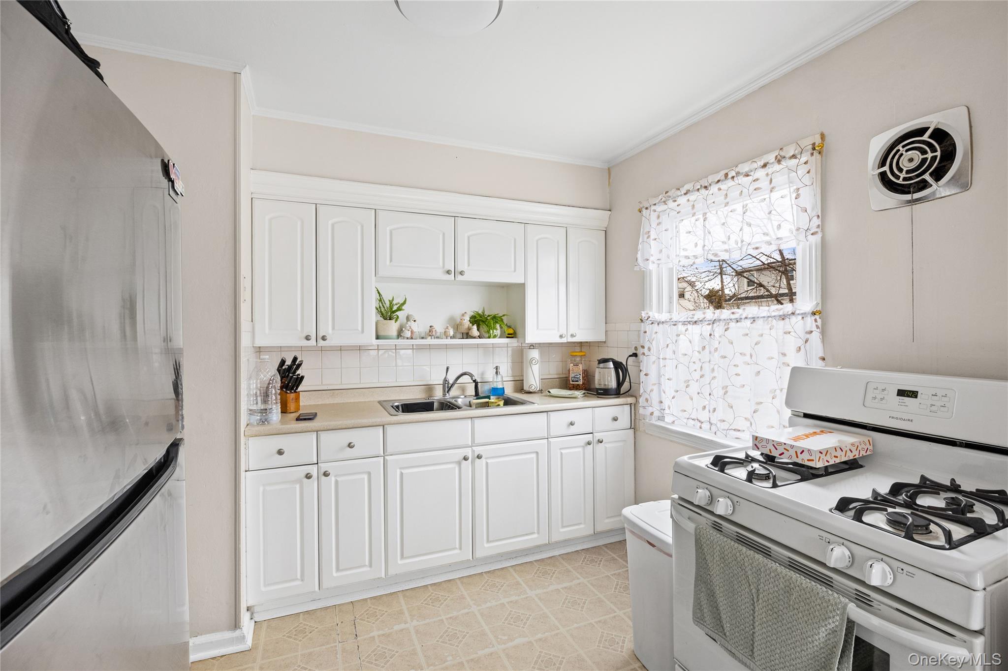 282 Caryl Drive – For Sale photo 10