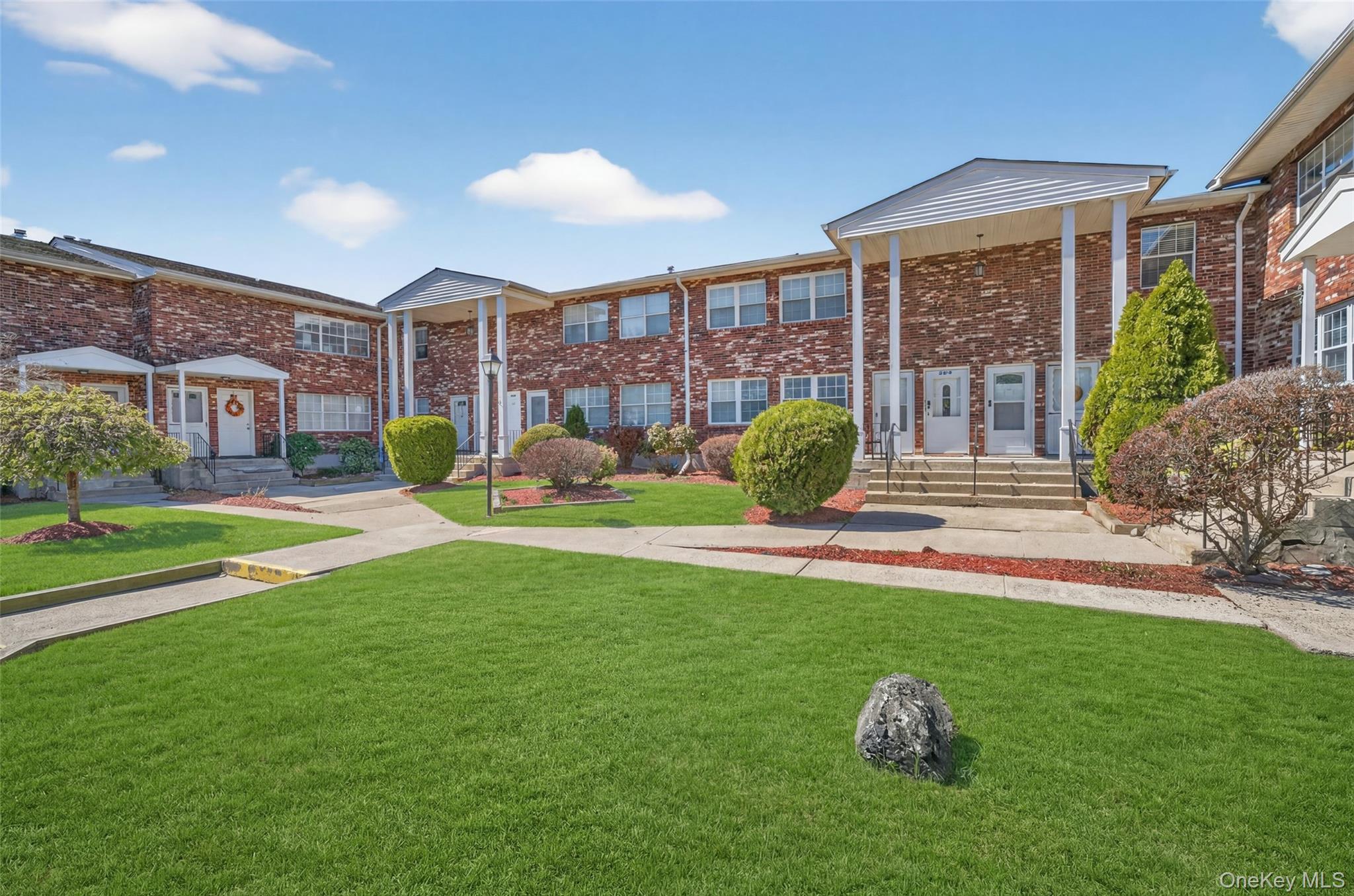 276 Temple Hill Road, Unit 2414