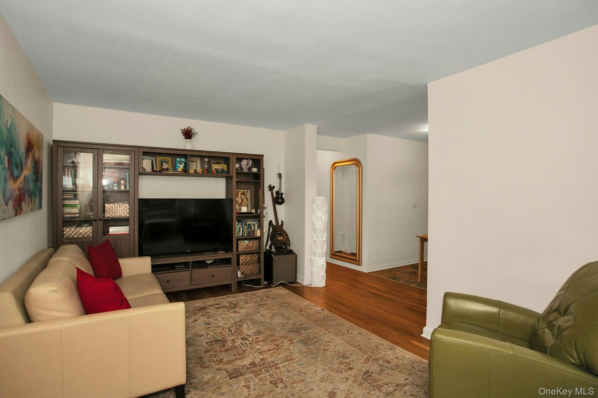 34-49 81st Street, Unit 2R photo 3