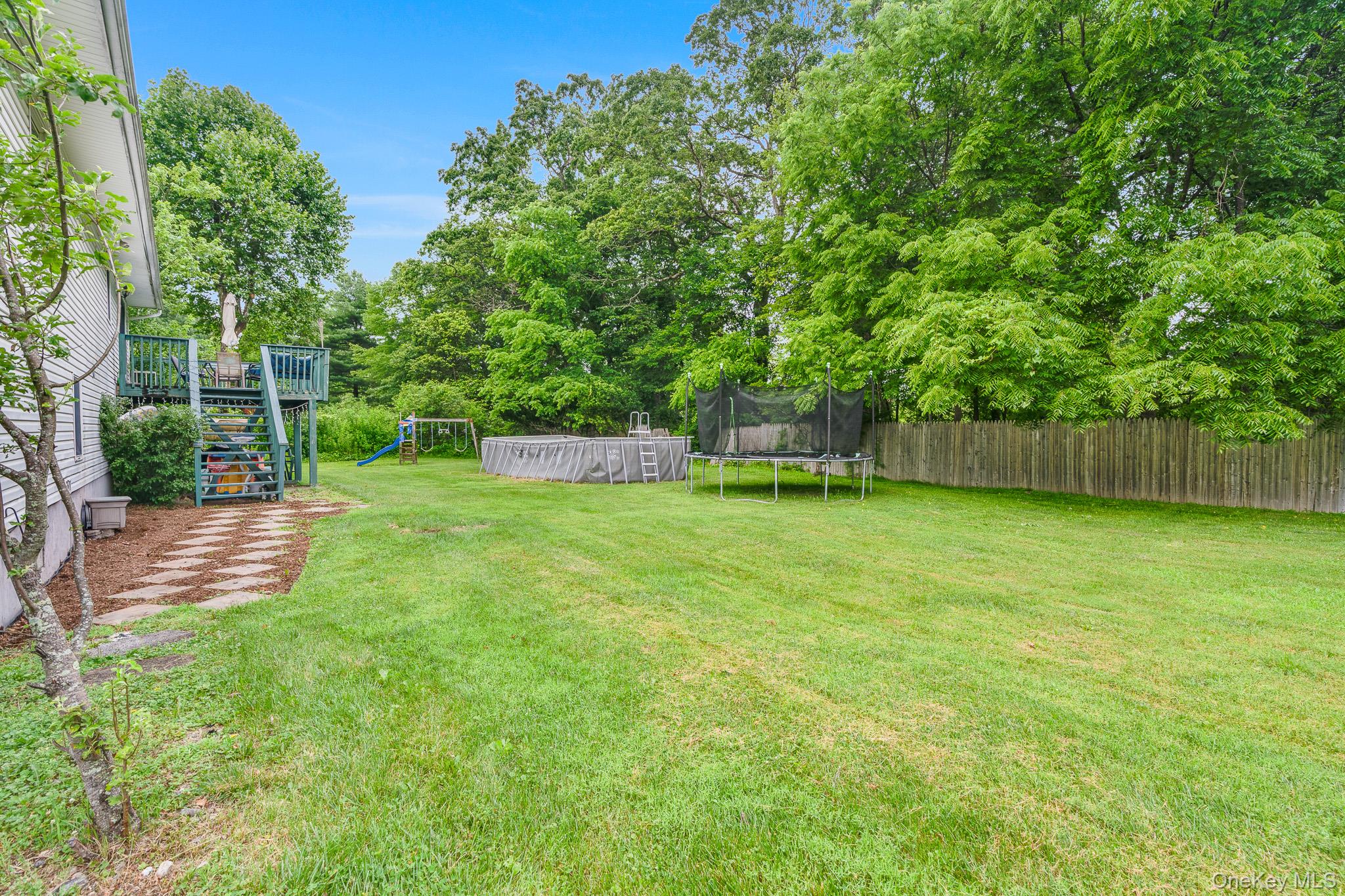 8 Larissa Lane – For Sale photo 26