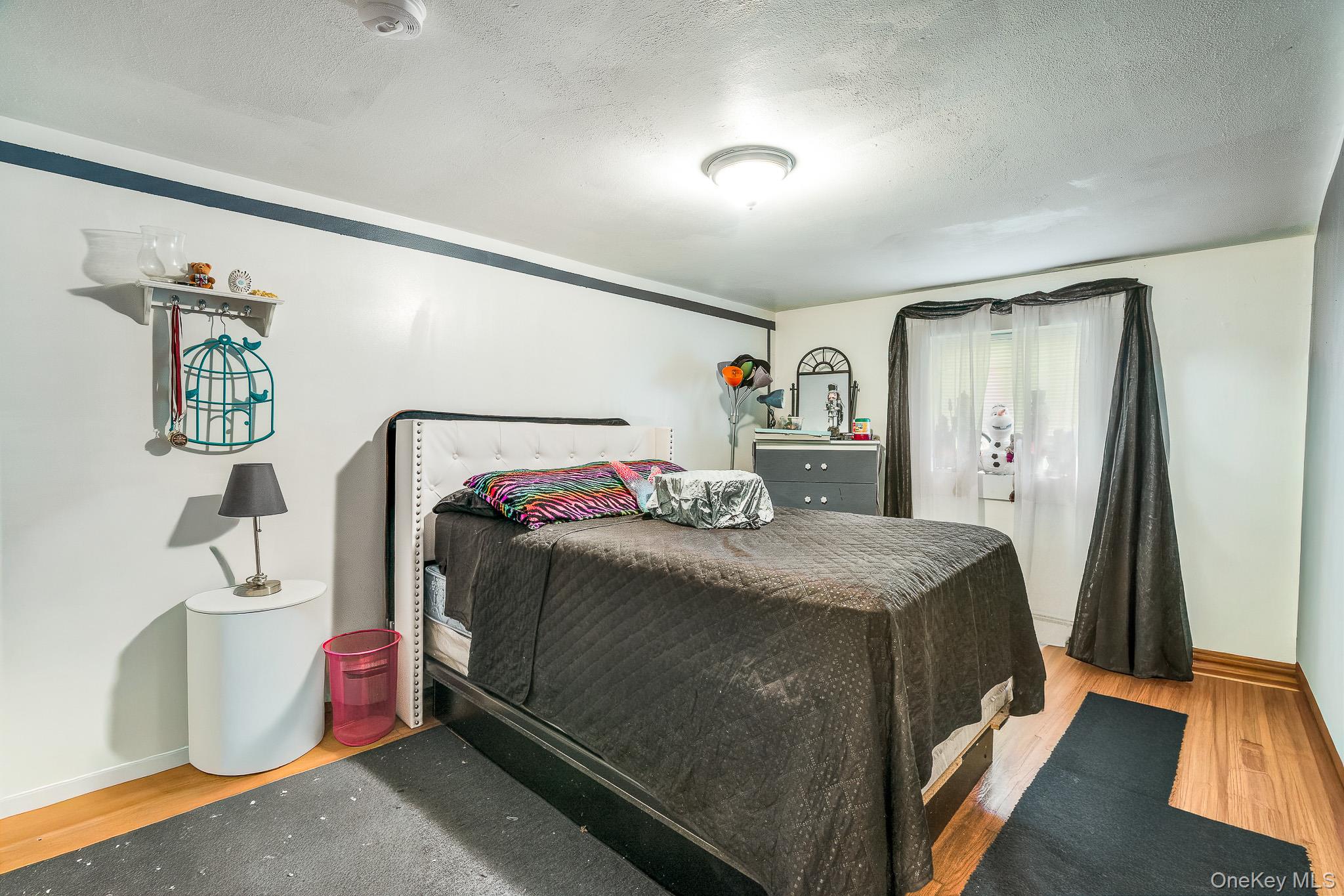 8 Larissa Lane – For Sale photo 21