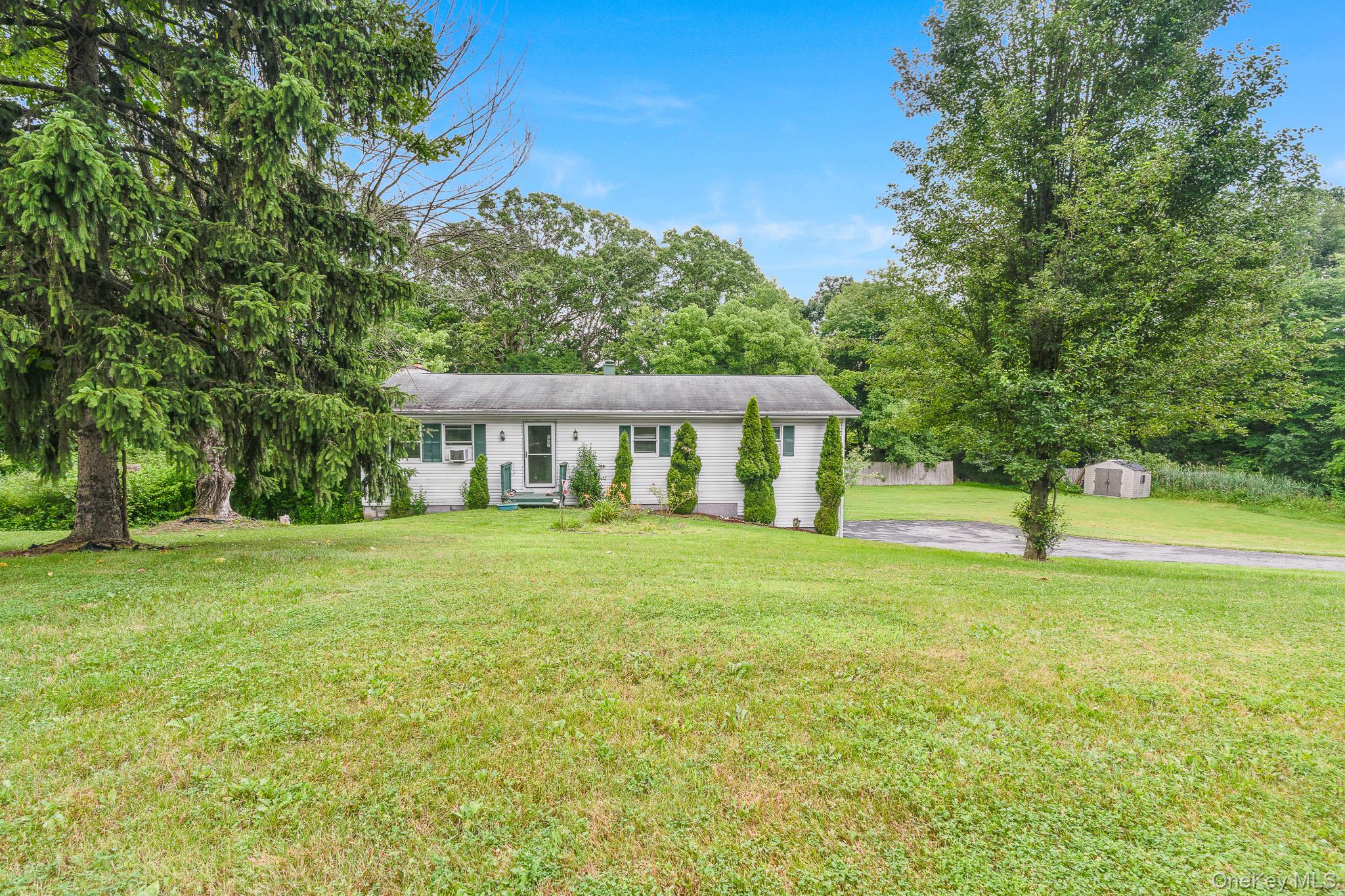 8 Larissa Lane – For Sale